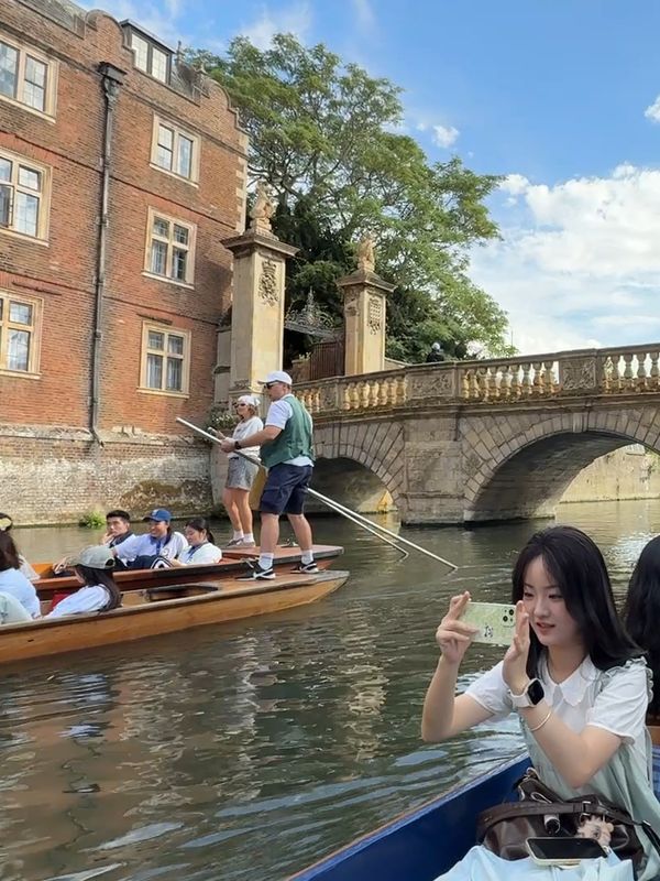 Students punting on the Cam in summer 2026